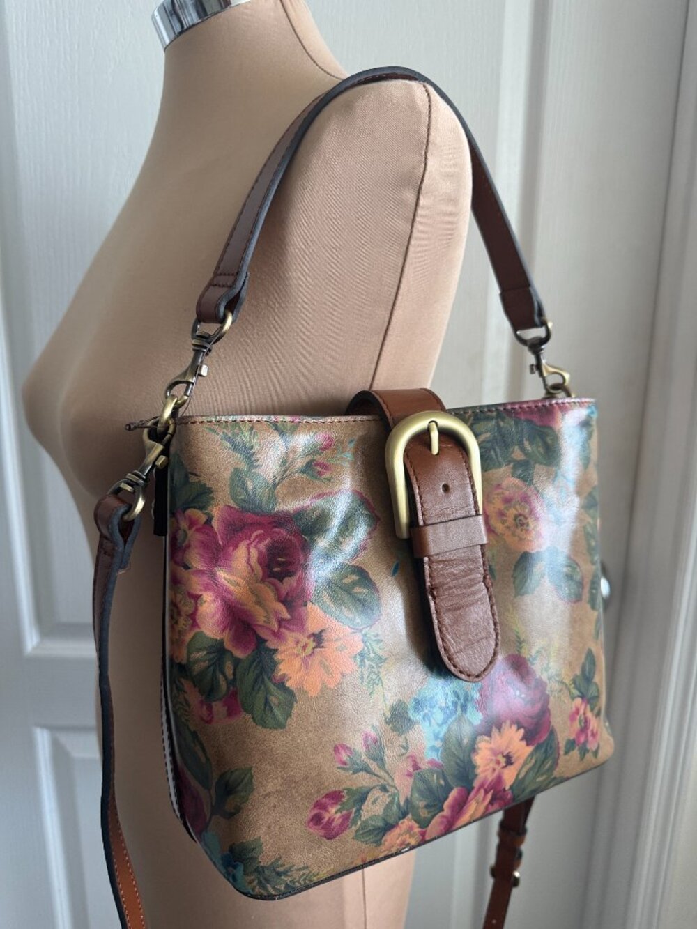 Patricia Nash Irving Bucket Handbag Leath Distressed Vintage Victorian Garden - Picture 6 of 14